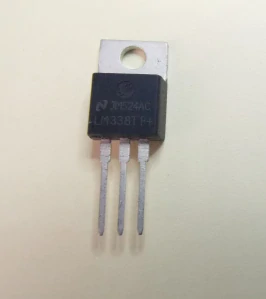 IC / LM338T P+