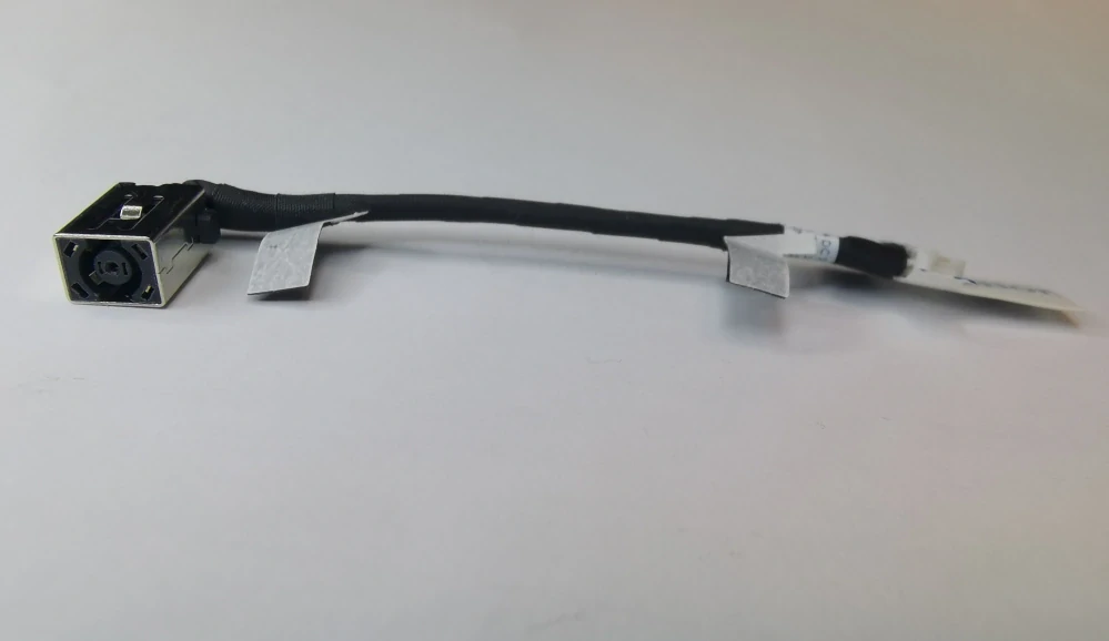 VP7D8 / DC socket /  interní napájecí konektor pro notebooky DELL 